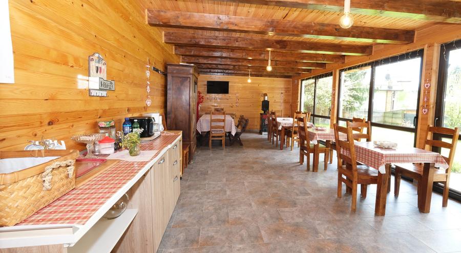 Vanzare 2 vile noi, mari superbe si 1905 mp teren la munte in Cheia Prahova - 16