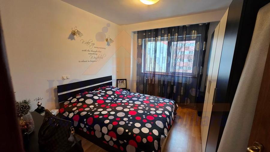 Vanzare apartament 2 camere Calea Mosilor, vedere spate - 5