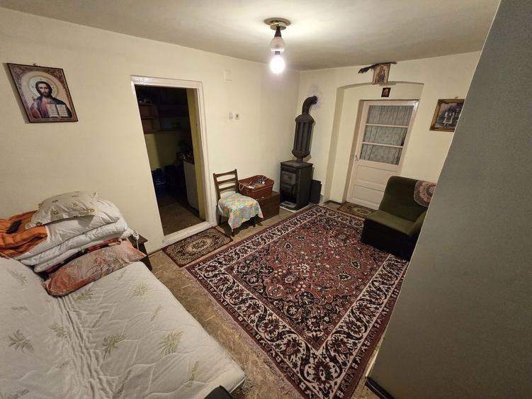 Apartament 3 camere - demisol 90 mp - 10