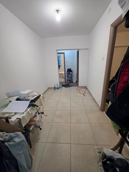 Apartament cu 3 camere decomandat în 1 Decembrie 1918