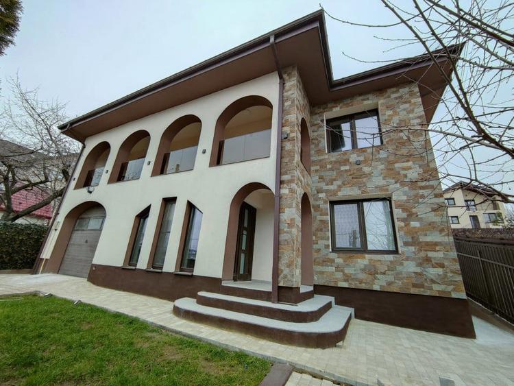 VALEA ADANCA - Casa STIL GRECESC 5 camere P+1+POD, 200 mpU - 2