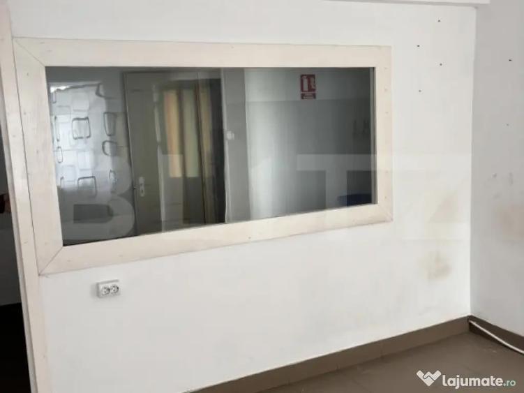 Spatiu comercial de vanzare, in Brosteni, jud. Suceava - 2