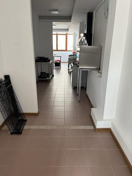 Titan - 1 Decembrie 1918 langa Piata Titan 90 mp - 8