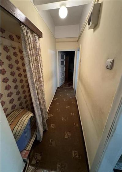 Etaj1,Tractorul, Brasov - 8