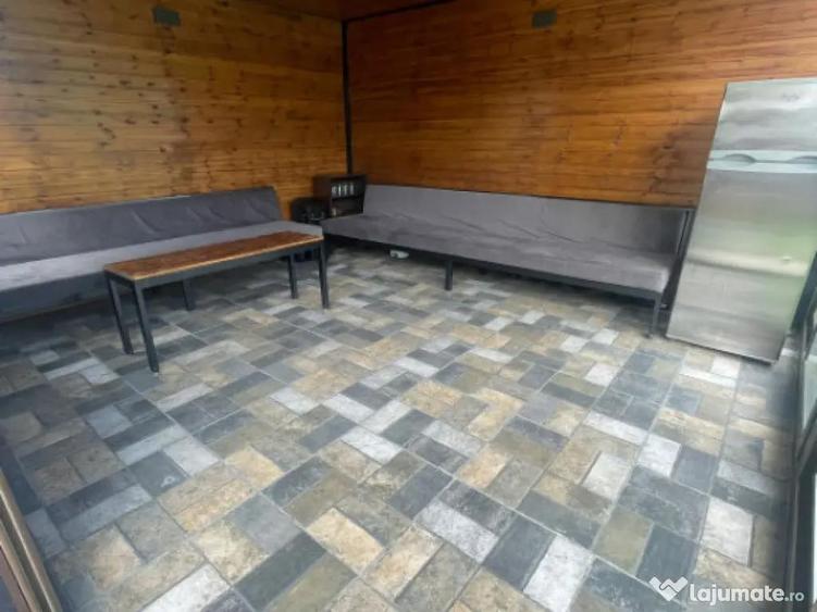 Casa spa?ioasa, complet mobilata, cu teren generos F - 3