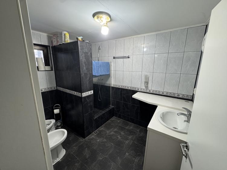 Giulesti sarbi , sector 6 ,Bucuresti - 9