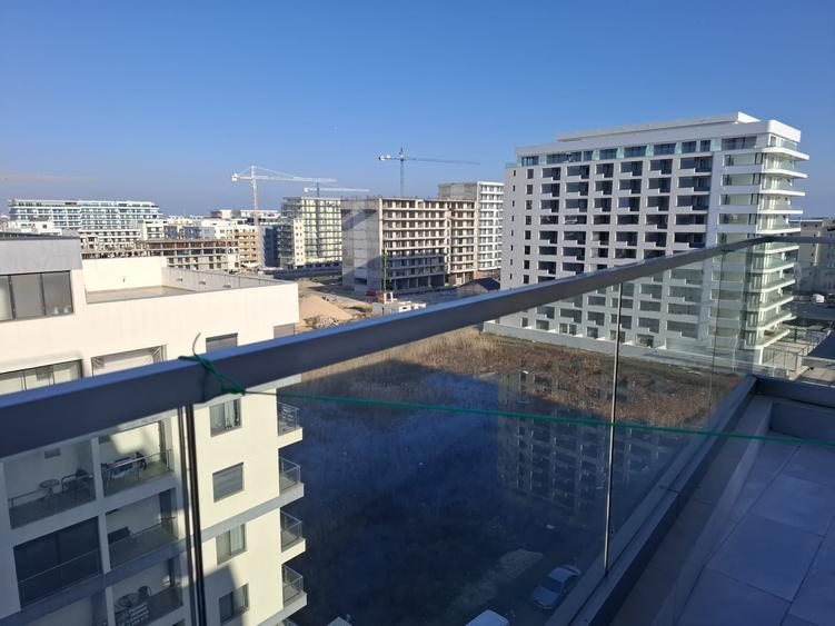 Mamaia Nord- 2 camere cu 1 balcoane 1 terasa de 28mp, loc parcare separat - 10