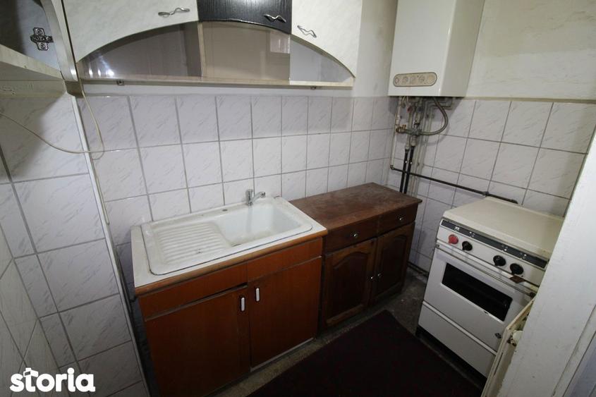 Vand garsoniera in Hunedoara, zona Micro4-Flacara, et 8... - 2