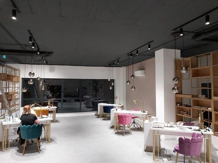 Spatiu comercial cu preluare de chiriasi, ideal investitie, Grigorescu - 1