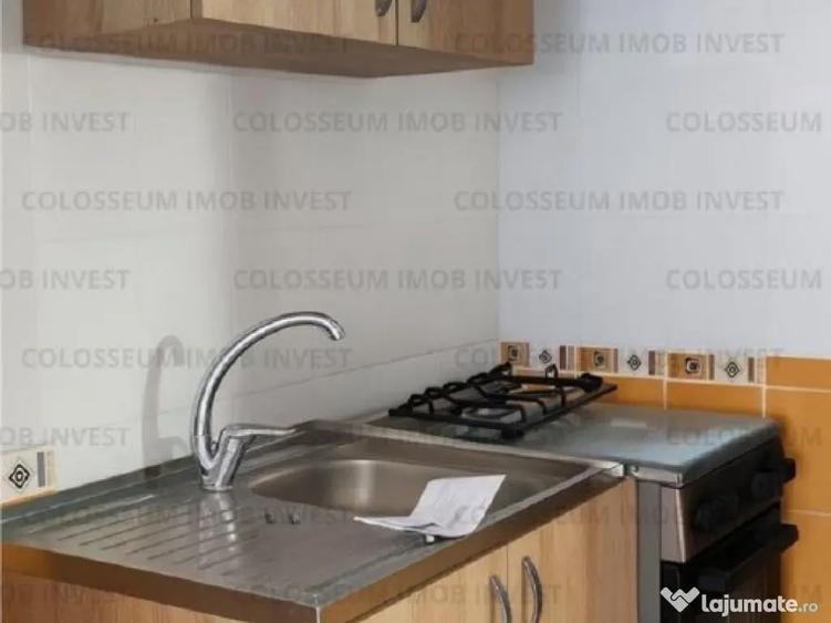 Camera de camin cu baie si bucatarie, centrala proprie, etaj 1/4! - 1