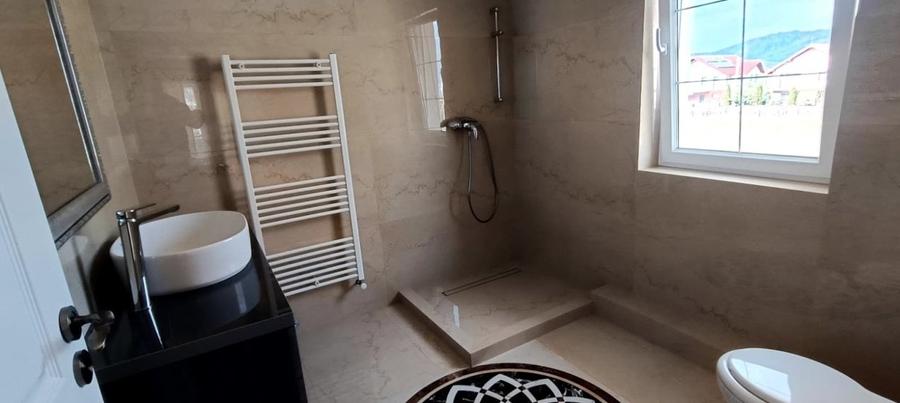 Casa mobilata si utilata cu proiect deosebit , foarte rar intalnit - 10