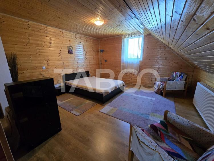 Casa spatioasa de vanzare teren 432 mp zona linistita - Lupeni Sibiu - 24