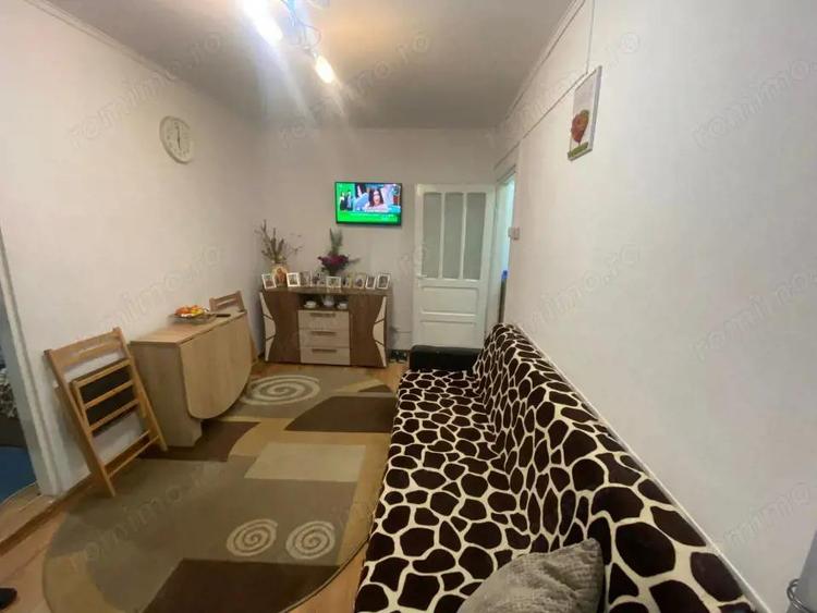 Apartament de vanzare cu 2 camere, 34 mp, zona Garii - 5