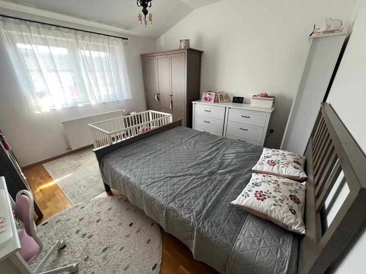 Decomandat. Bucatarie separata. Mobilat si utilat. Girocului - pozitie excelenta - 12