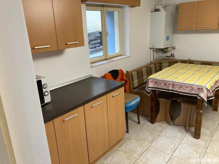Inchiriez casa recent renovata in cartierul Tiglari (accept muncitori) - 2