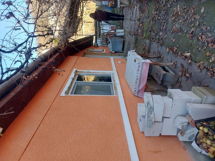 Vand casa la tara - 2