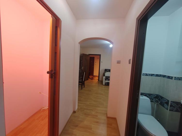 Ap.2 cam. Podu Ros/Cantemir, et.1, centrala termica, mobilat si utilat! - 12