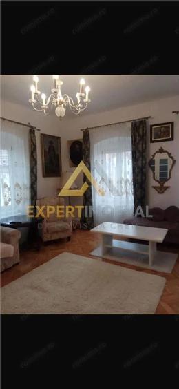 Casa boiereasca Centrul Vechi Baia Mare cu spatiu comercial la parter inchiriat cu 600 euro luna - 4