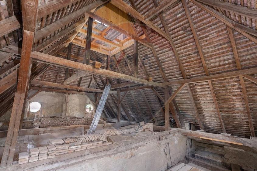 Fostă școală săsească semnată de Fritz Balthes – Bruiu, Sibiu - 16