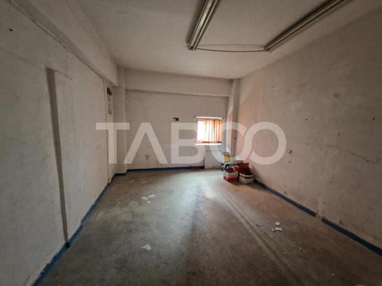 Spatiu comercial sau birouri in Turnisor la parter cu vad stradal - 14