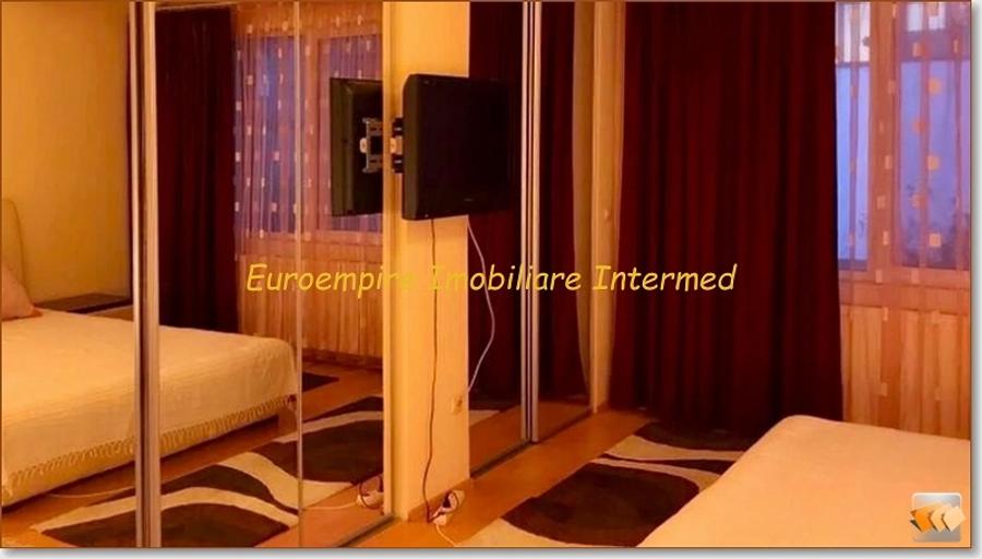 De inchiriat vila cu 5 camere in loc. Ovidiu jud. Constanta - 8