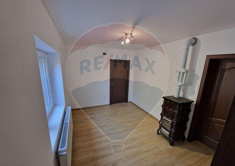 Casa de inchiriat Micalaca,pretabila pentru birouri - 12