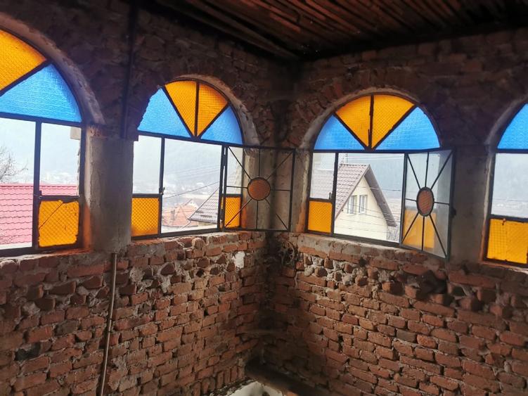 Casa aritectura neoromaneasca  culoarul Rucar –Bran  - 8