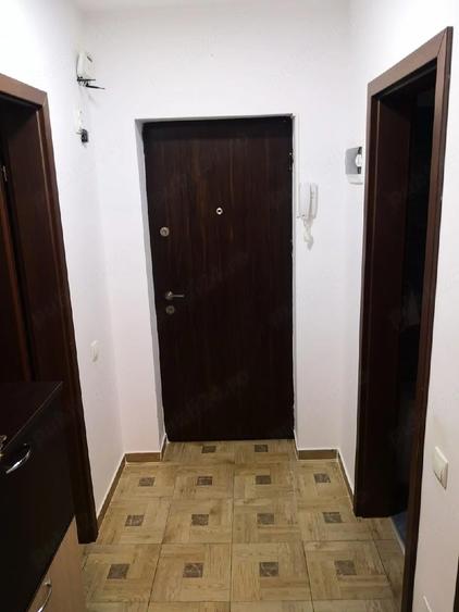 Inchiriere apartament doua camere - 2