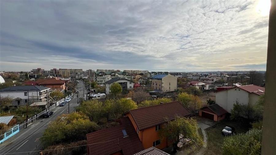 Vanzare cladire multifunctionala in Otopeni - Str. Polona - 27