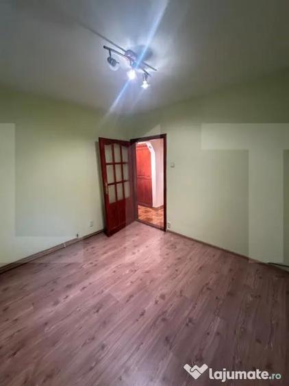Apartament 3 camere, 77 mp, zona Miorita - 4