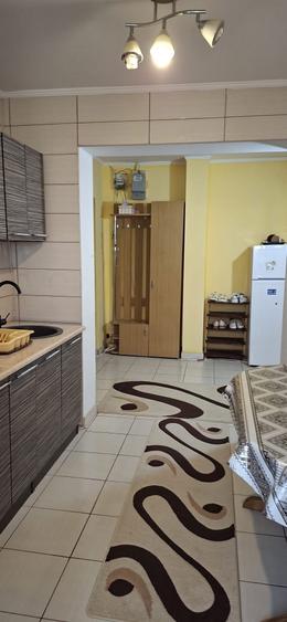 Inchiriez apartament zona Tomis 3 - 5