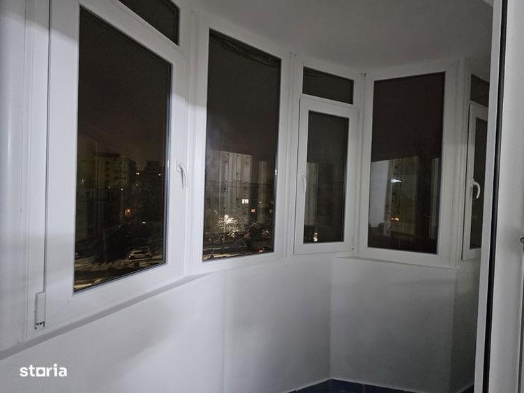 Vand garsoniera Teatru masca - 2