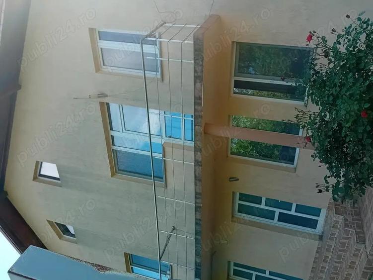 Inchiriez apartament in vila - 8