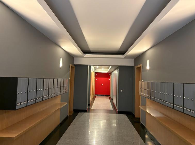 Apartament de 3 camere+boxa si loc de parcare/Apartment with parking+storage box - 24