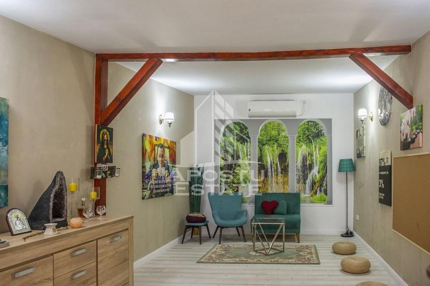 Vila,Piscina,teren fotbal,gradina,vegetatie - 5