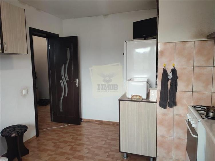Apartament cu 4 camere 2 balcoane si baie cu fereastra pe Mihai Viteazu - 12