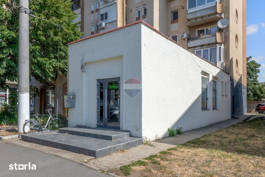 Spațiu comercial, de 170 mp, în Bujac