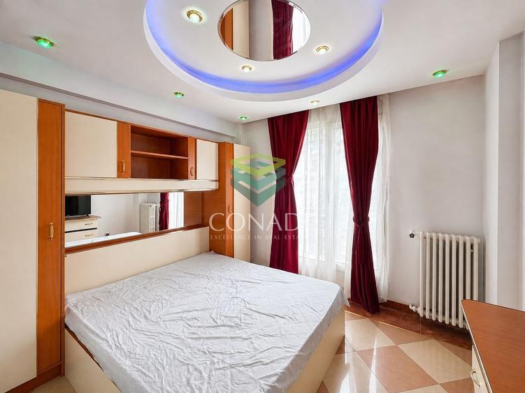 Apartament cu 3 camere semidecomandat în Cișmigiu