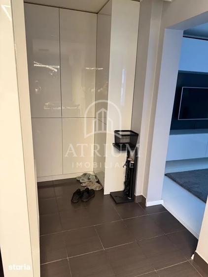 Apartament cu 3 camere semidecomandat în Grigorescu
