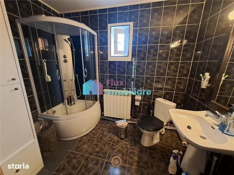 Casă cu 4 camere în Cornu Luncii