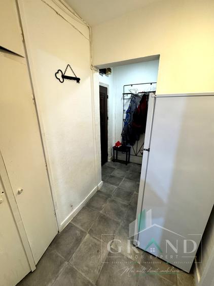 Apartament cu 2 camere semidecomandat, mobilat în Mănăștur
