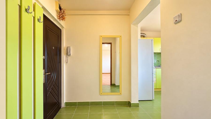 Apartament cu 2 camere semidecomandat, mobilat în Gheorgheni