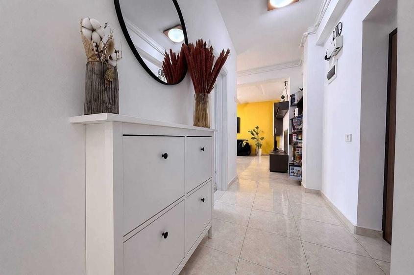 Apartament cu 3 camere decomandat în Militari