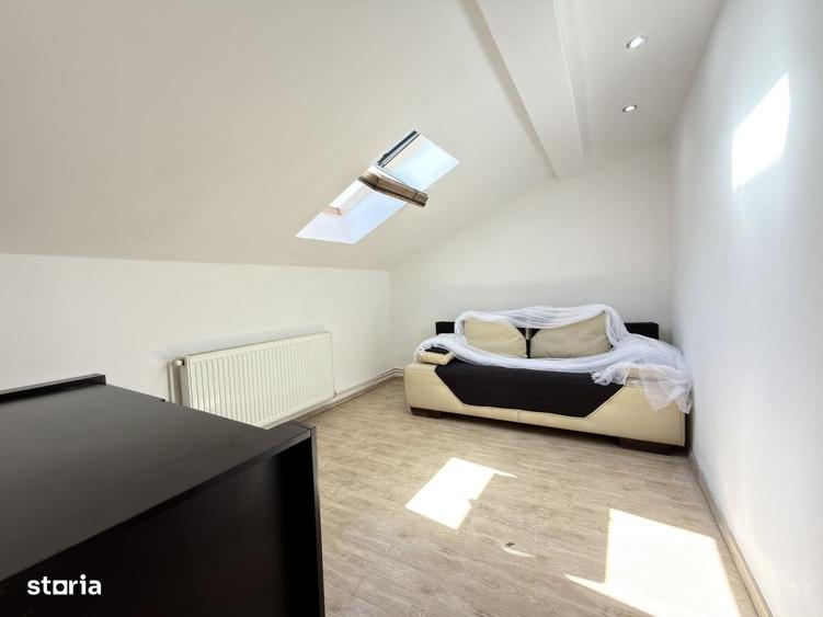 Apartament cu 3 camere semidecomandat în Central