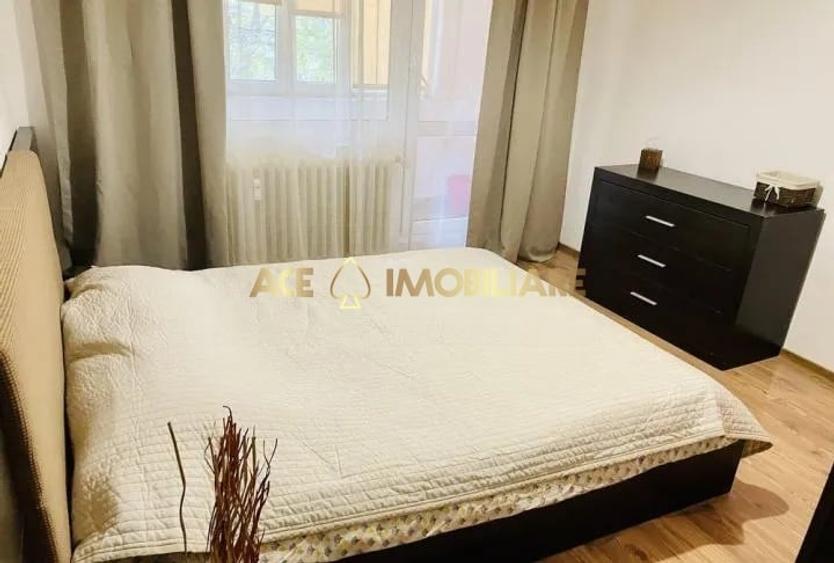 Apartament cu 3 camere decomandat, mobilat în Berceni