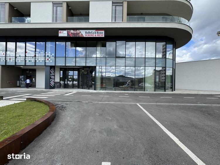 Spațiu comercial, de 273 mp, în Florești