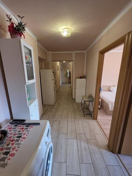 Apartament cu 3 camere decomandat în Doamna Ghica