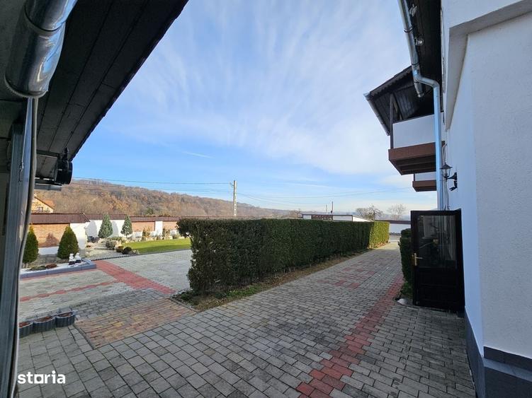 Casă cu 4 camere în Sibiel