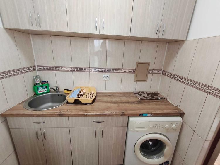 Inchiriez Apartament 2 camere, mobilat, 34 mp, persoana fizica - 1