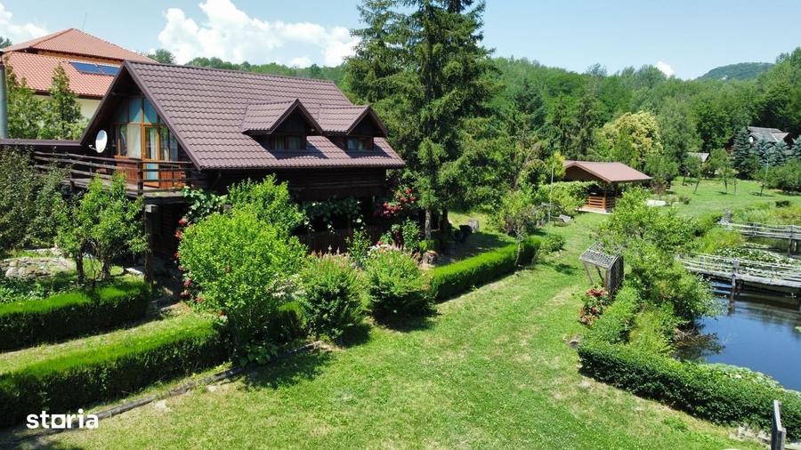 Spațiu comercial, de 280 mp, în Dăești